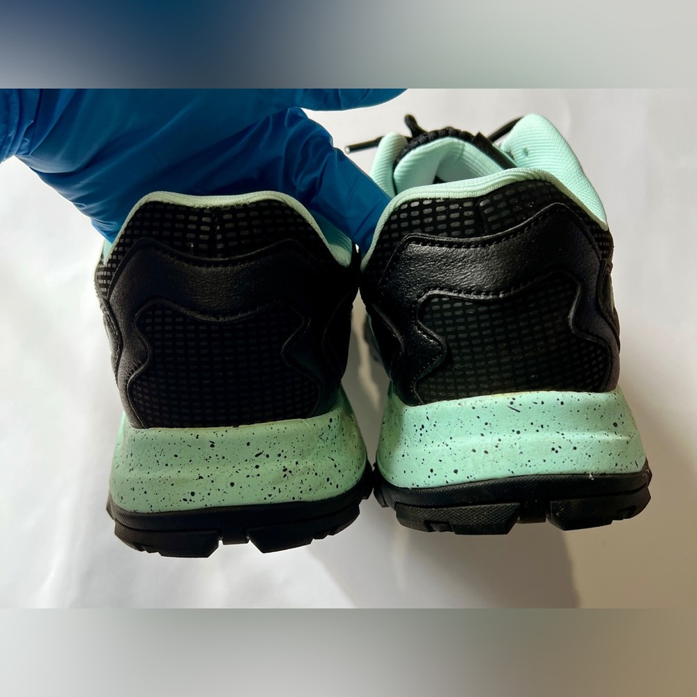Fila Women's Black and Mint Green Athletic Shoes US Women’s 9 - Picture 4 of 13